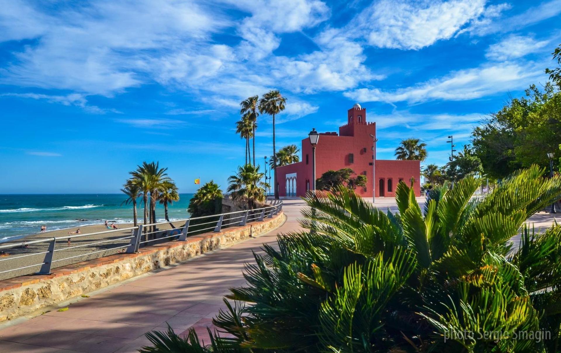 Apartamentos Los Cisnes - 2º Linea De Playa - Perfecta Ubicacion Benalmádena Dış mekan fotoğraf