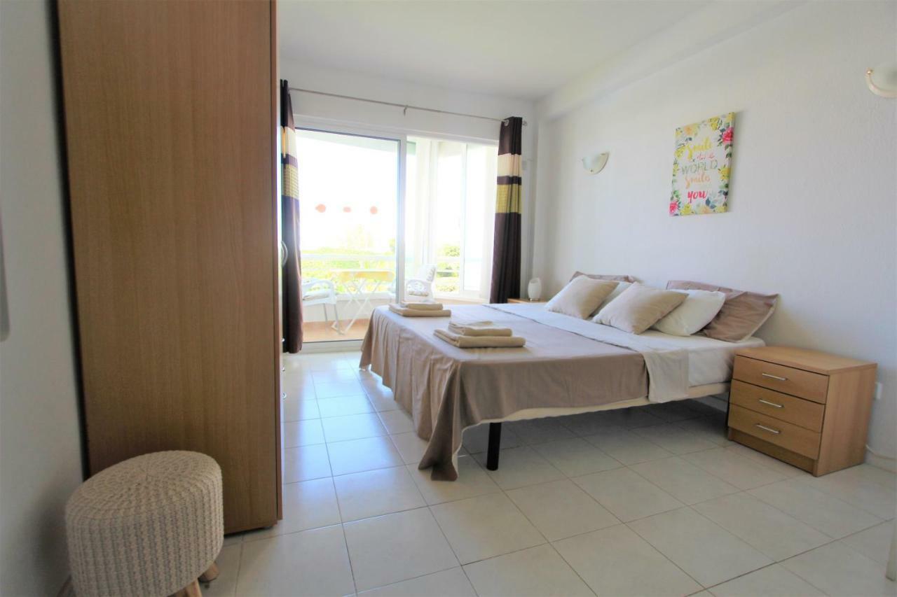 Apartamentos Los Cisnes - 2º Linea De Playa - Perfecta Ubicacion Benalmádena Dış mekan fotoğraf